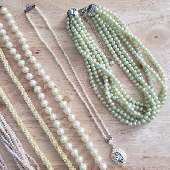 Vintage Pearl Necklace Lot, six vintage beaded ne… - image 3