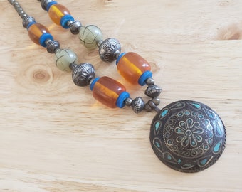 Vintage Beaded Pendant Necklace, 20 inch necklace with chunky beads and inlay pendant, statement necklace, vintage necklace