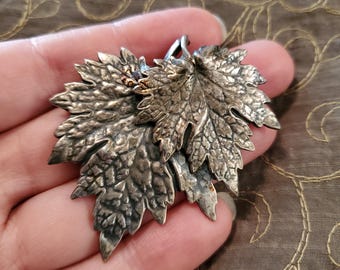 Vintage Napier Maple Leaf Brooch, silver tone leaf brooch, vintage brooch, signed Napier brooch pin