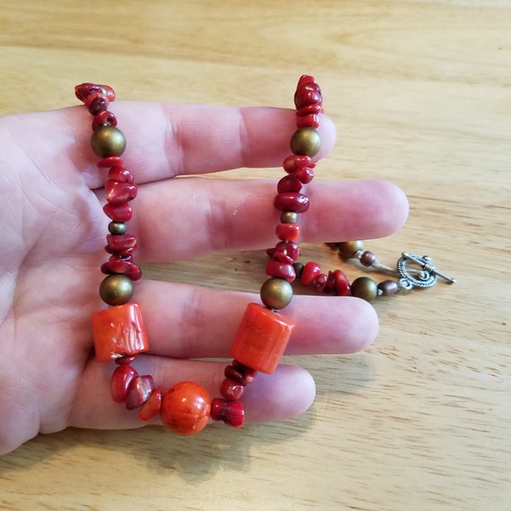 Vintage Red Coral Necklace, 18 inch necklace, coral beaded necklace, statement necklace, vintage necklace