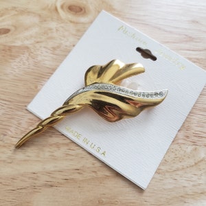 Vintage Rhinestone Brooch Pin NWT new with tags, large gold tone brooch, statement brooch, vintage brooch made in USA