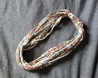 Country Floral Print Recycled T-shirt Necklace. upcycled fabric necklace, ecofashion