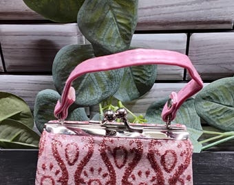 Monedero ligero con cierre encantador