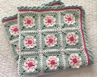 PDF Crochet Pattern Tea Party Daisy Flower Blanket