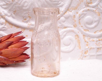 4 Seal pendants pink top hat resin FF523