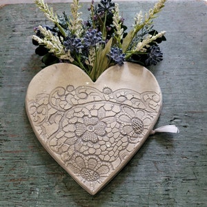 Country Cottage Heart