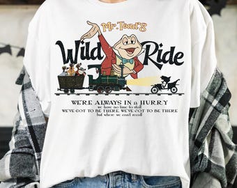 ファンタジーランド ミスター・トードのワイルドライド レトロTシャツ、ディズニーランド旅行お揃いファミリーシャツ、イカボッドとミスター・トード、ミスター・トードのタクシーサービスライドシャツ
