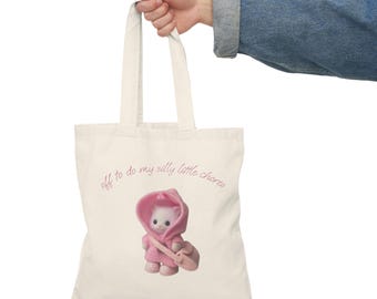 Sac fourre-tout inspiré de créature calicot Sac fourre-tout esthétique mignon Off to Do My Silly Little Chores Sac en toile Sac réutilisable de tous les jours