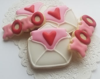 Mini Valentine's Day Sugar Cookies - Love Note - XOXO Cookies - 2 1/2 Dozen Mini Cookies