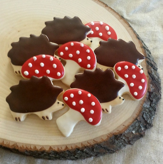 Little Hedgehog and Mushroom Cookies - Mini Woodland Sugar Cookies - 2 1/2 Dozen Cookies Il_570xn