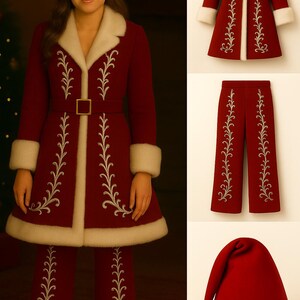 Puede incluir: Un abrigo rojo oscuro con ribete de piel sint&eacute;tica blanca, cintur&oacute;n a juego y bordado floral blanco. El conjunto incluye pantalones rojos largos con pu&ntilde;os de piel blanca y bordado, adem&aacute;s de un gorro rojo con borde de piel.