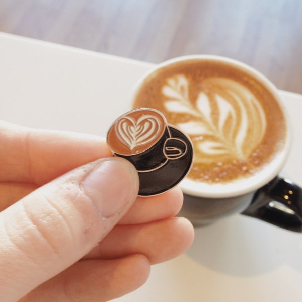 Latte Art coeur épinglette
