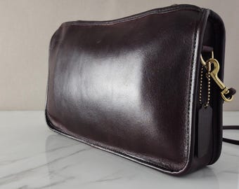 Vintage Coach Tan Brown Leather Worth Crossbody Shoulder Bag Style