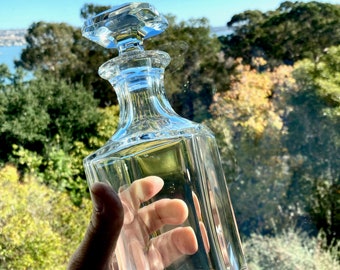 Baccarat «Perfection » Decanter - Crystal Decanter with Stopper - Made in France