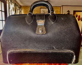 Maletín médico KRUSE vintage de piel auténtica con cajones y llavero.