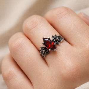 Bague Baguette Crystal : Une Élégance Féminine Rehaussée d'un Dégradé