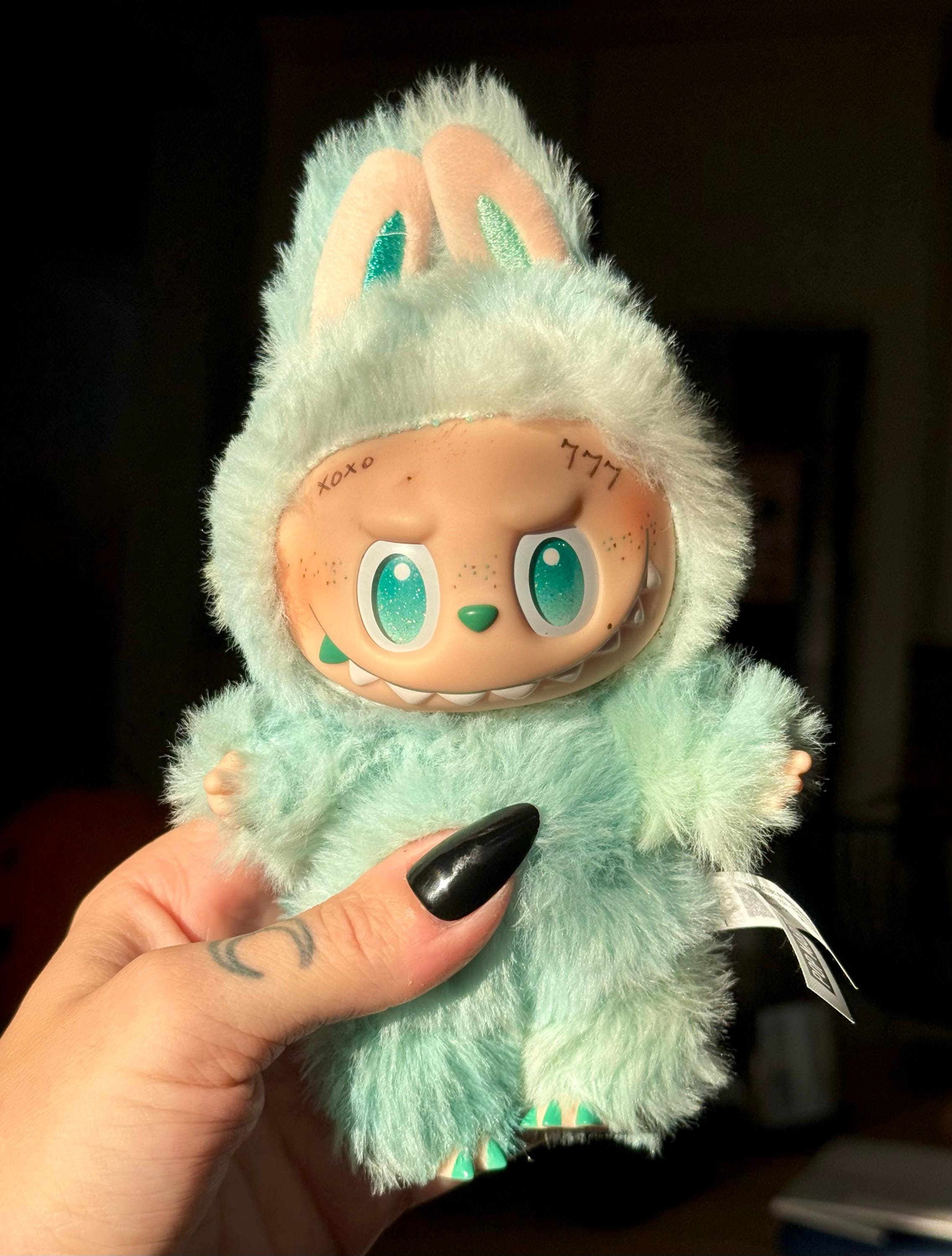 2019東京限定　ZIMOMO Her ぬいぐるみ THE MONSTERS ZIMOMO I FOUND YOU 58cm PRE-ORDER | THE