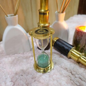 Timglas i mässing | Dekorativ skrivbordstimer | Minitimglas i mässing | Skrivbordsdekor | Meditationstimer | Vintage mässingsgåva Engrave-PolisedBrass