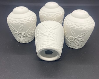 ceramic bisque 2.5" holly/holiday salt & pepper shakers (pair) ready to paint