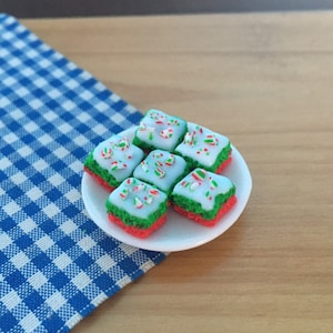 Dollhouse miniature- Christmas cake squares