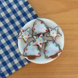 Dollhouse miniature- Christmas gingerbread