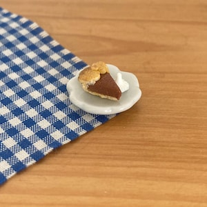 Dollhouse miniature- Slice of pumpkin pie