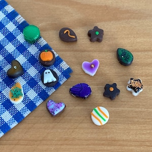 Dollhouse miniature- Halloween chocolates