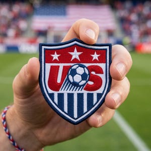 USA Soccer Crest Shield Embroidered Patch Vintage American Flag Stars Stripes Football Iron On Badge Sports Applique