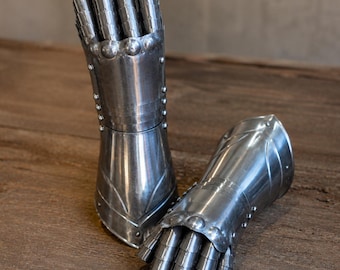 Medieval Steel Gauntlets Gloves, Gothic Knight Hand Armor, LARP Cosplay, Renaissance & Halloween Gear
