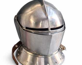 Średniowieczny hełm rycerski: ręcznie robiona stalowa zbroja gotycka – LARP, cosplay i dekoracja