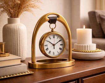 Zabytkowy wiszący zegar stołowy w kolorze złotym – antyczny mosiężny zegar biurkowy | Rustykalny wystrój domu w stylu marynistycznym