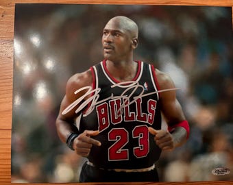 Michael Jordan autographed 8x10 photo with COA