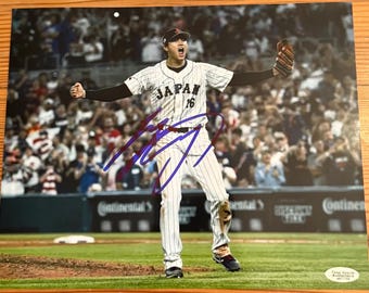 大谷翔平 直筆サイン入りカスタムフレーム入り 8X10 写真（COA 付き