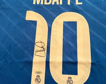キリアン・エムバペ直筆サイン入りレアル・マドリードユニフォーム（鑑定書付き）