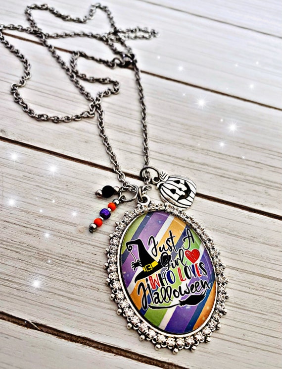 Halloween Lover Rhinestone Pendant Necklace – Pumpkin Charm