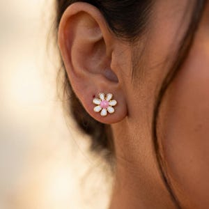 316L Surgical Steel Enamel Flower Screw Back Studs, Hypoallergenic Daisy Earrings for Sensitive Ears