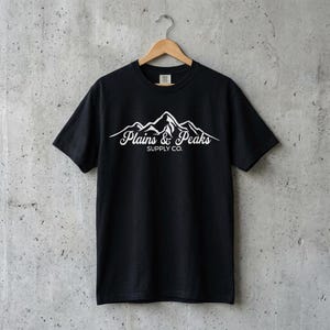 Plains & Peaks mountain logo T-Shirt | outdoor adventure nature top