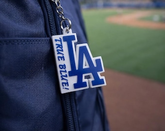 Llavero inspirado en el béisbol de Los Ángeles / Regalo para fanáticos en azul y blanco / Llavero personalizado / Regalo estilo Dodgers / Llavero deportivo personalizado