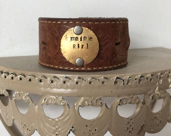 Maine girl leather cuff, Custom stamped cuff, gift for her, personalized leather bracelet, leather cuff, customized jewelry