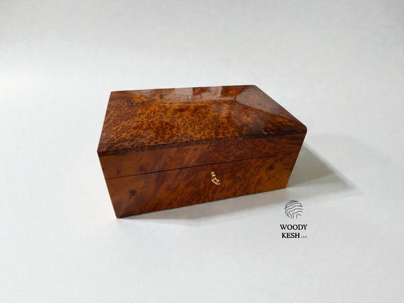 Burl Thuya Wood Box with Natural Grain & Bird Eyes,Lockable Handmade Moroccan Storage Box with key,Custom Engraving,leather lining Available