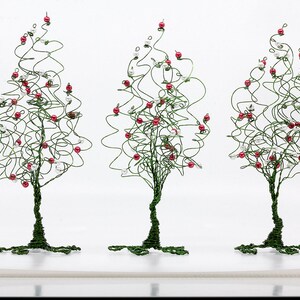 Beaded Wire Christmas Tree Sculptures - Kenya – Swahili Modern