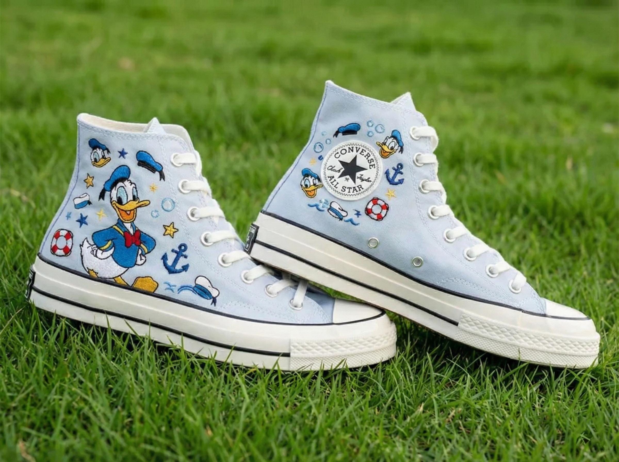 Custom Donald Duck Converse - Etsy