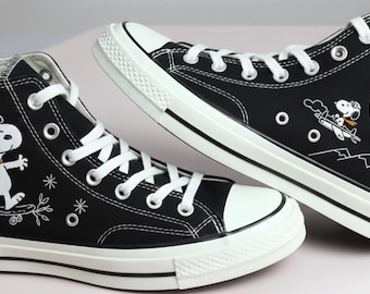 Anpassade broderade Converse Chuck Taylor High Top, Snoopi-tecknad film
