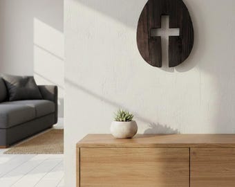 Rustykalna dekoracja ścienna z wielkanocnym krzyżem z odzyskanego drewna – minimalistyczny styl rustykalny | Wystrój chrześcijański