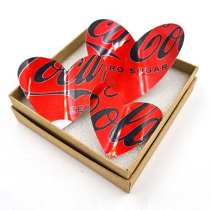 Coke Zero Can Heart Fridge Magnets, Coca-Cola Zero Heart Shaped recycled Tin Can Magnets, presented in recycled gift box