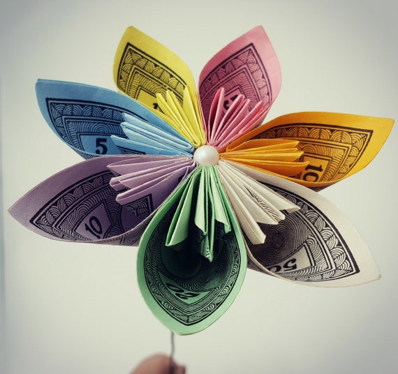 Monopoly Flowers, Upcycled Monopoly Money Origami Flower, Vintage Monopoly, Boardgames
