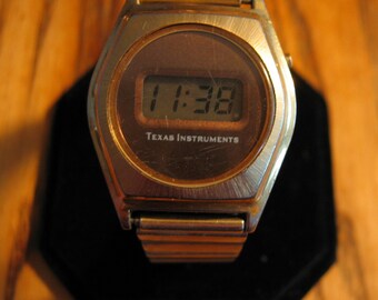 texas instruments lcd quartz watch