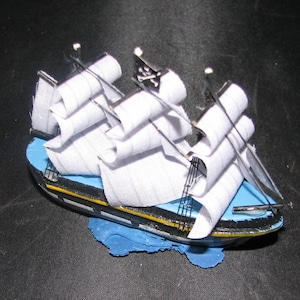 UN-Ship in a Bottle Removed Model Ship Perfect for Dioramas/ Layouts 4 Masted Clipper
