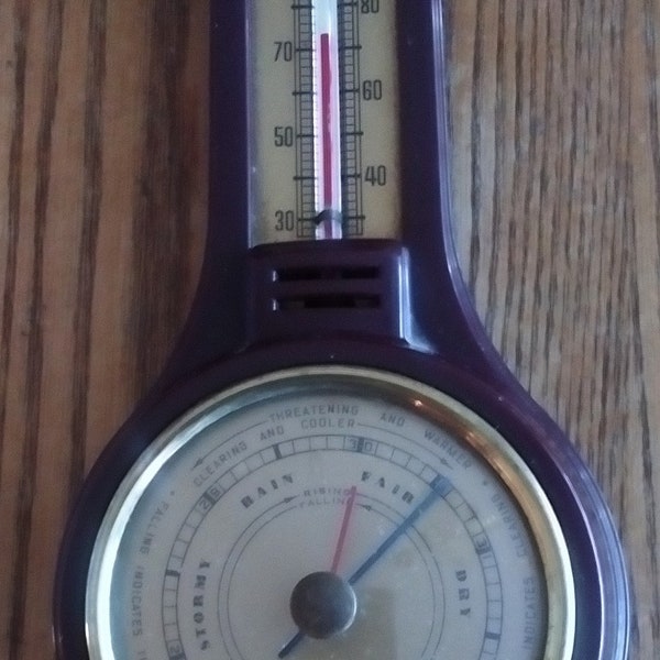 Antique AIRGUIDE USA Made Bakelite Deco Weather Station Barometer in Excellent working condition