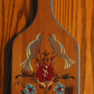 Hand Painted Welcome Paddle ready to hang. Craft Show Quality on 3/4" Pine